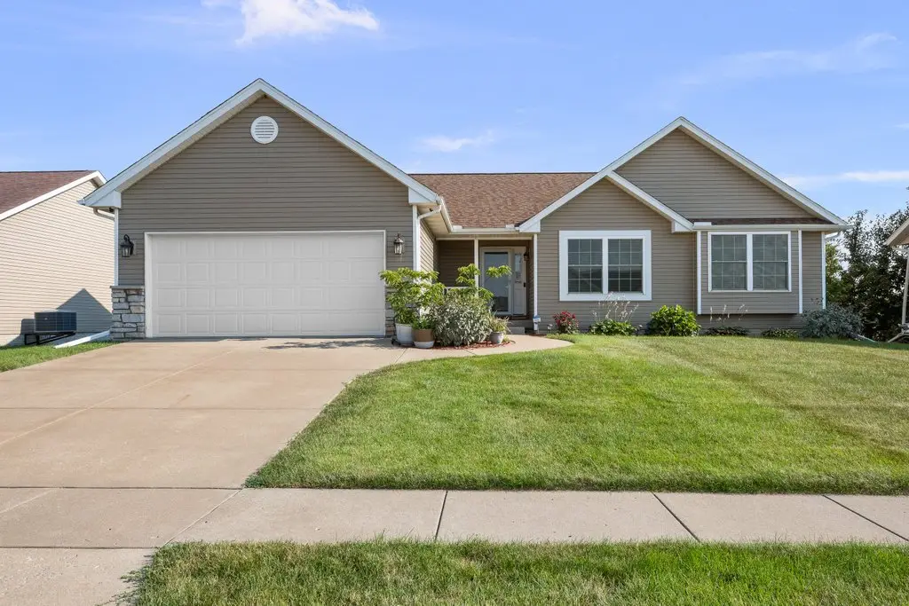 4397 Tranquility Trail, Bettendorf, IA 52722 - #1