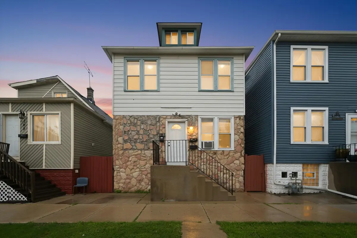 125 N 22nd Avenue, Melrose Park, IL 60160 - #1