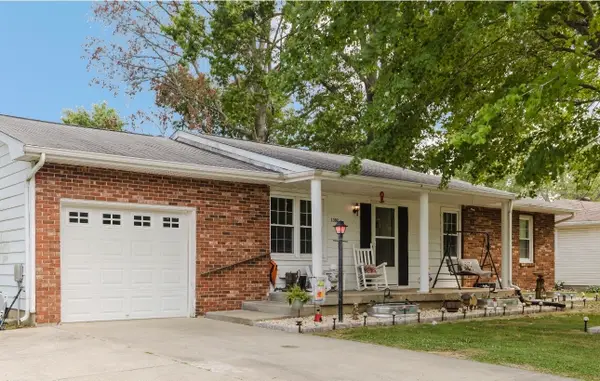 1302 Susan Lane, Carterville, IL 62918