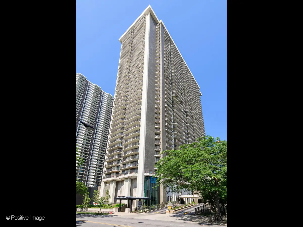 6007 N Sheridan Road #14D, Chicago, IL 60660 - #1