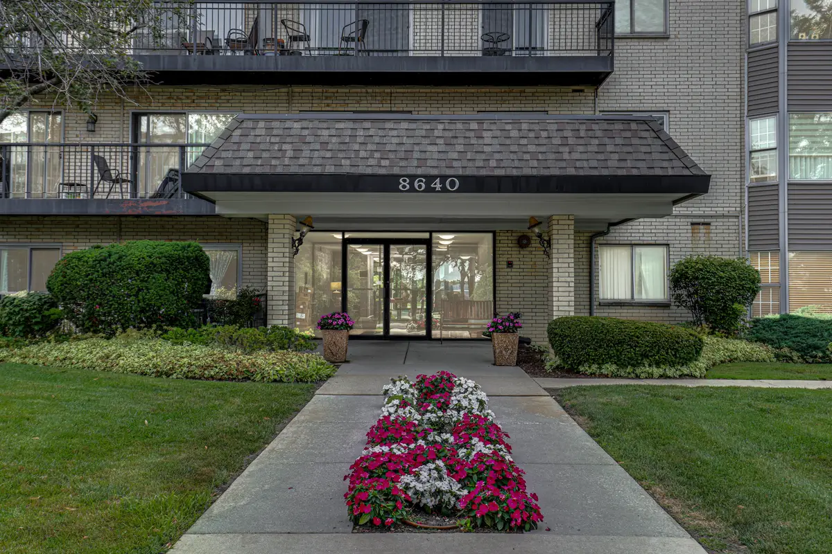 8640 Waukegan Road #425, Morton Grove, IL 60053 - #1