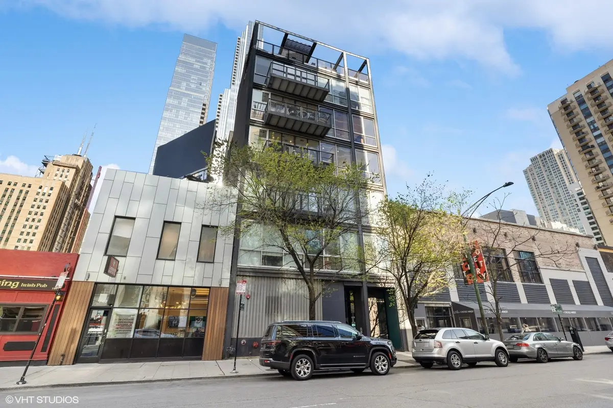 747 N Clark Street #401, Chicago, IL 60654 - #1