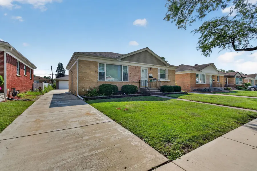 1621 Boeger Avenue, Westchester, IL 60154 - #3