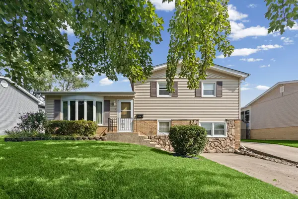 5842 Stuart Lane, Oak Forest, IL 60452