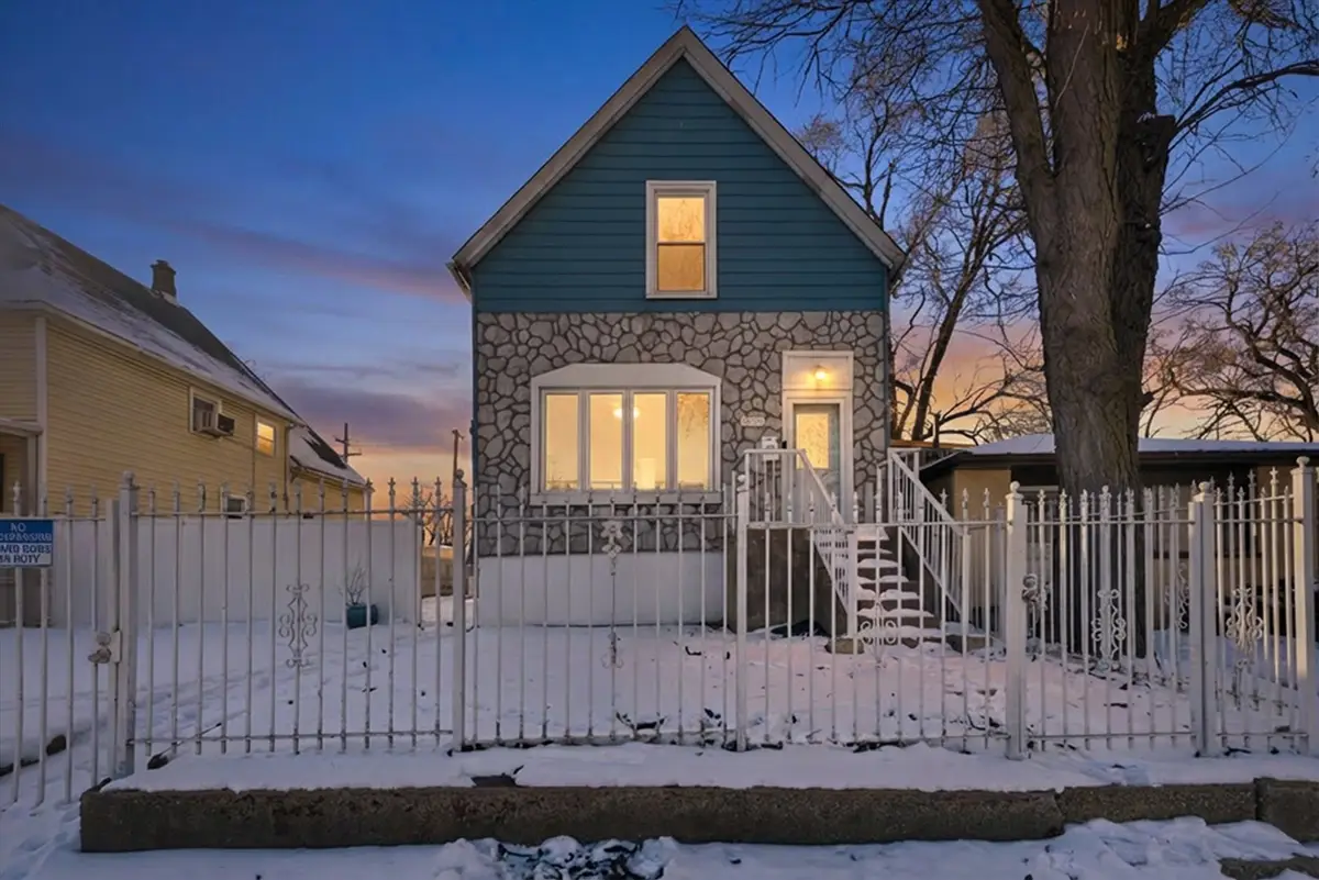 8750 S Princeton Avenue, Chicago, IL 60620 - #1
