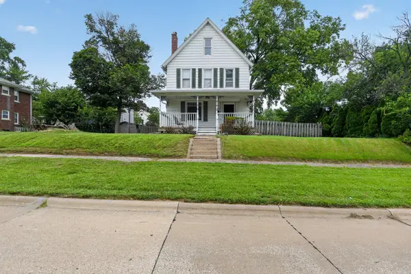 1535 13th Avenue, Moline, IL 61265
