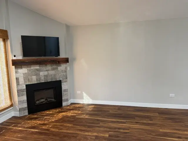 26279 N Hickory Avenue, Mundelein, IL 60060 - #3