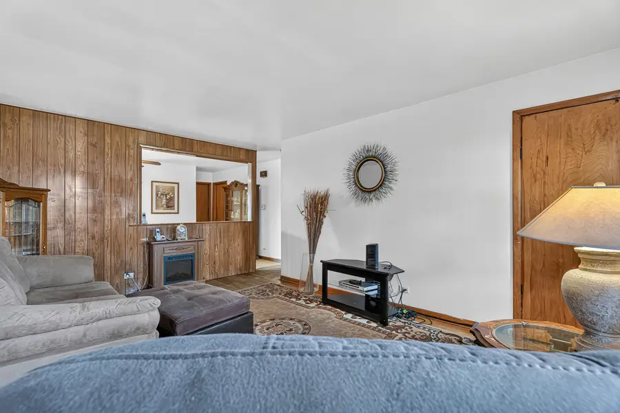 15470 Millard Avenue, Markham, IL 60445 - #3