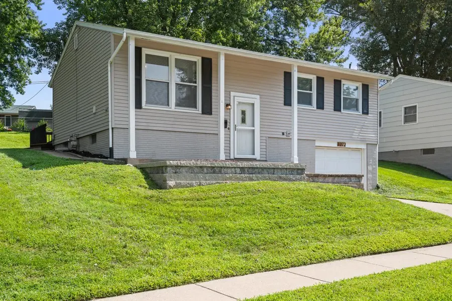 1272 Golden Valley Drive, Bettendorf, IA 52722 - #2