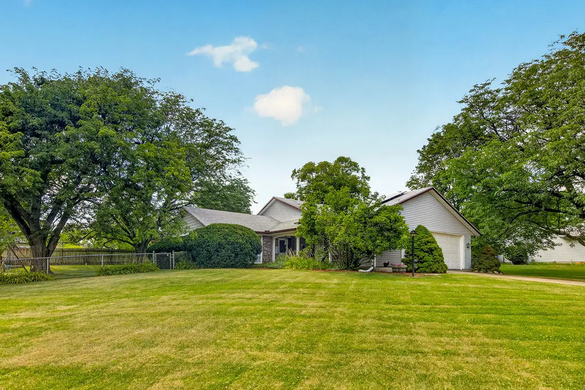 8586 Yellowstone Drive, Byron, IL 61010 - #1