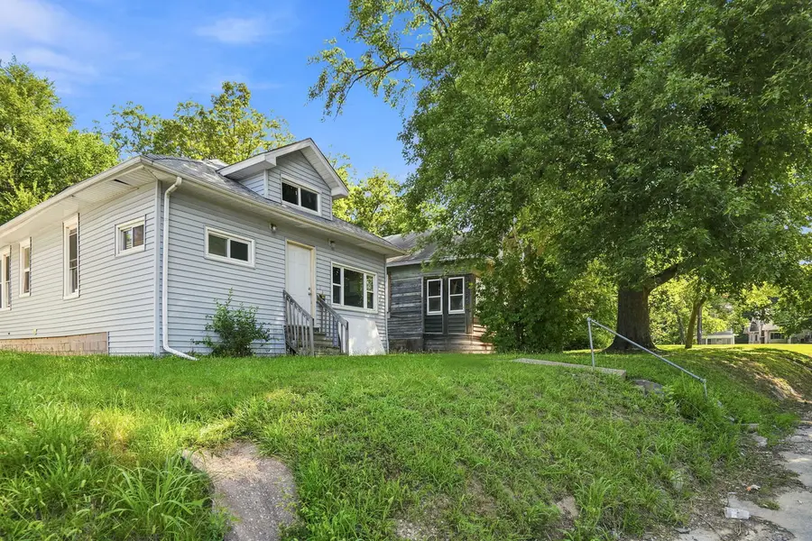 3337 7 1/2 Avenue, Rock Island, IL 61201 - #2