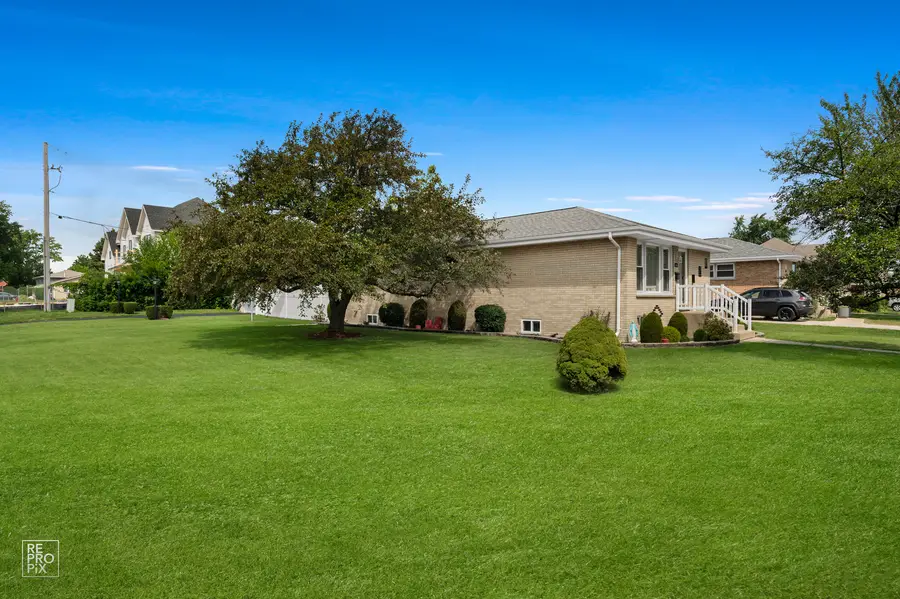 444 S Prospect Avenue, Itasca, IL 60143 - #2