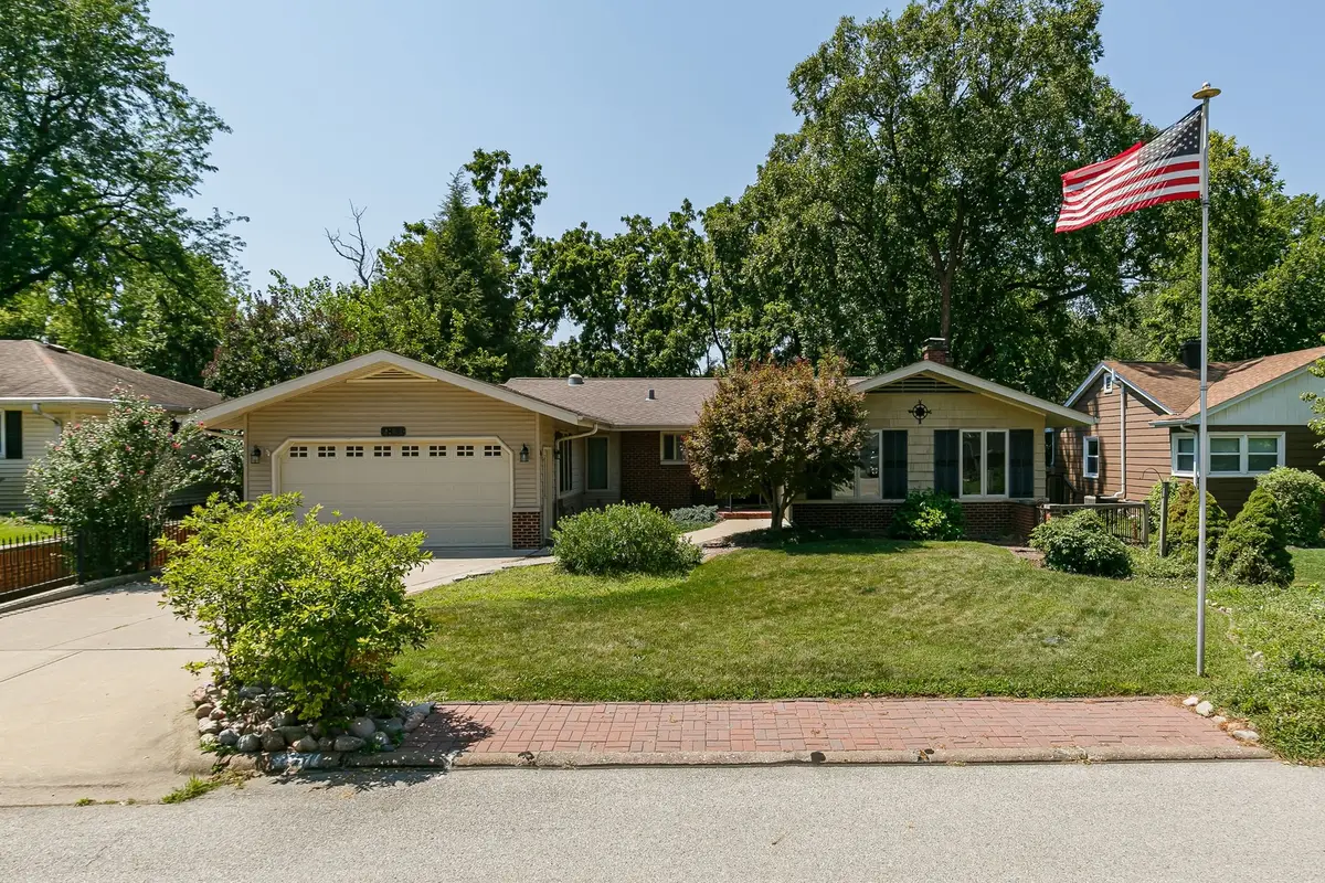 1831 45th Street, Moline, IL 61265 - #1