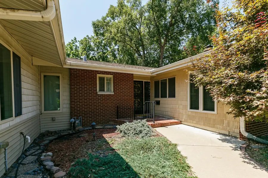1831 45th Street, Moline, IL 61265 - #3