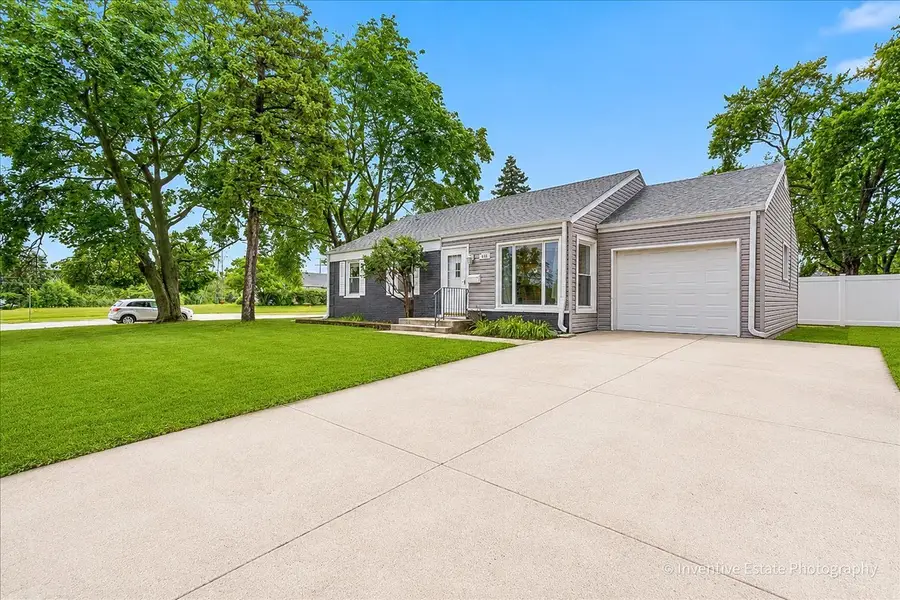 548 S Harvard Avenue, Addison, IL 60101 - #3