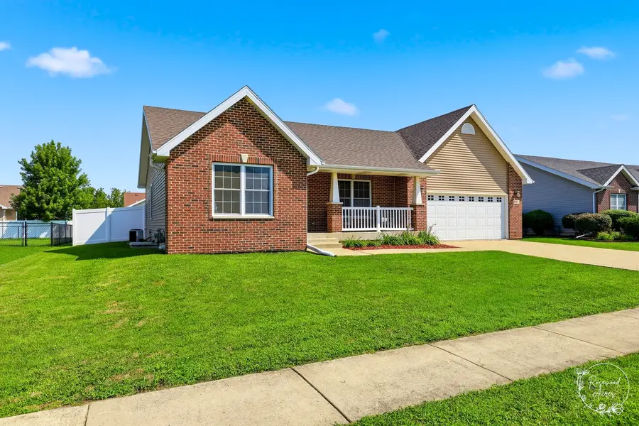 645 School Drive, Bourbonnais, IL 60914 - #2