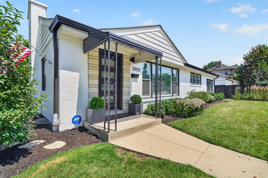 1050 Cedar Street, Park Ridge, IL 60068 - #2