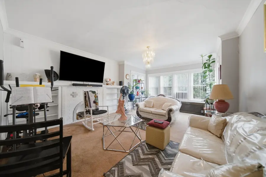 5137 W Oakdale Avenue, Chicago, IL 60641 - #3