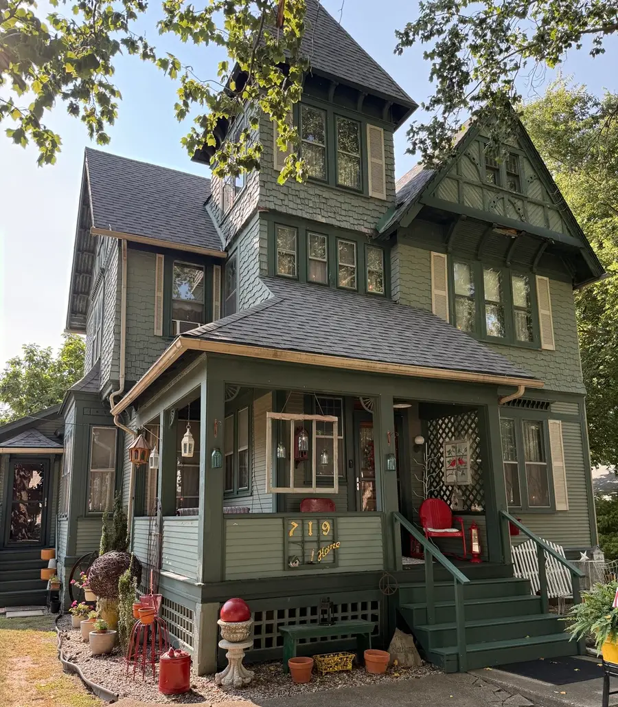 719 N Center Street, Clinton, IL 61727 - #3