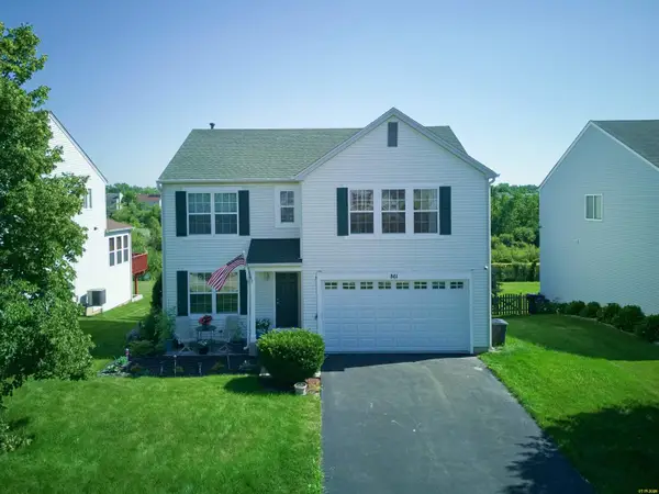 861 Seneca Trail, Round Lake Heights, IL 60073
