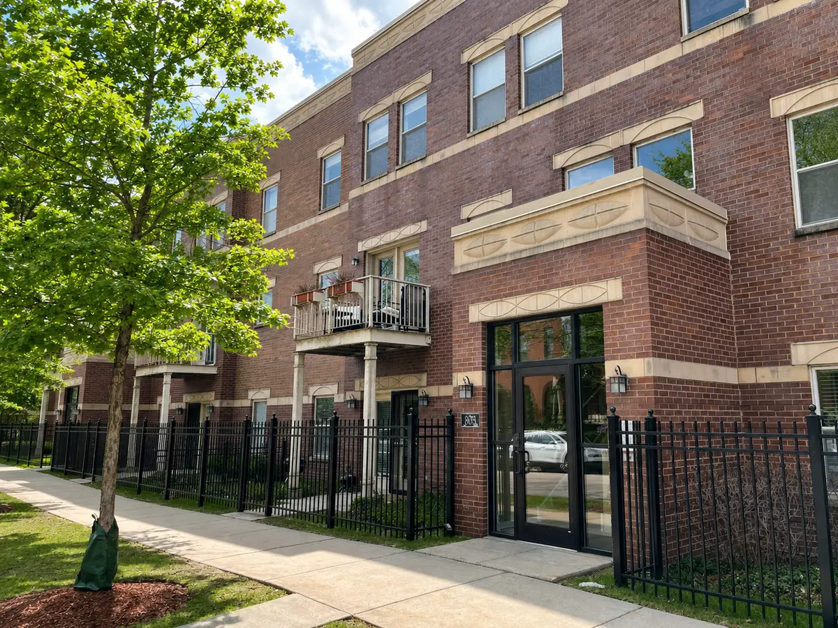 803 E 41st Street #1B, Chicago, IL 60653 - #1