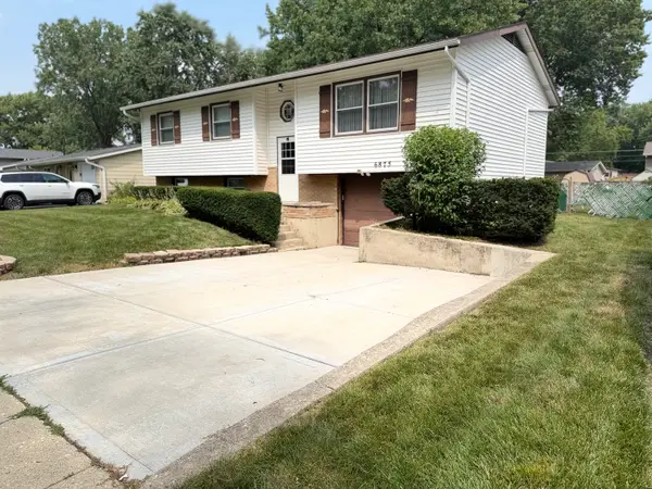 6875 Glenwood Lane, Hanover, IL 60133