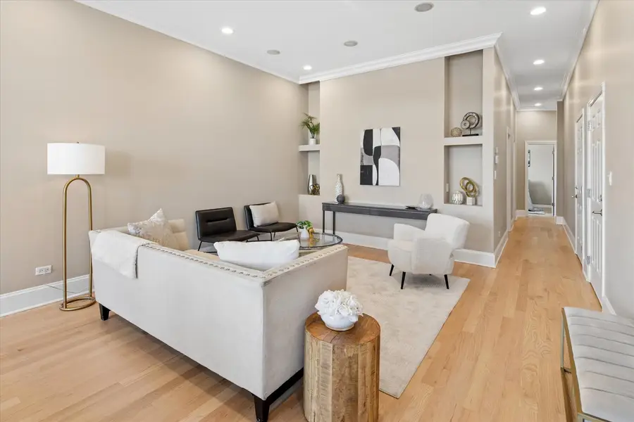 2930 N Elston Avenue #3, Chicago, IL 60618 - #3