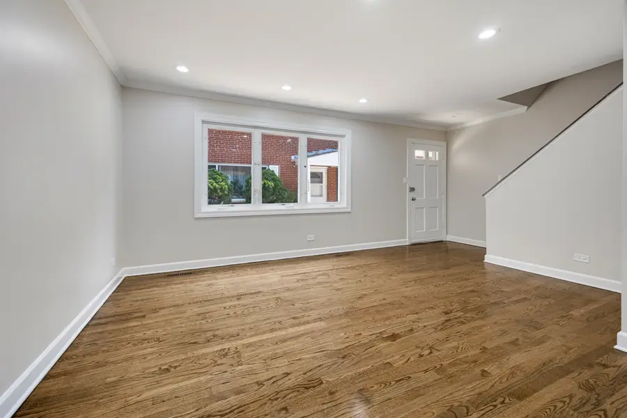 1715 W Thome Avenue, Chicago, IL 60660 - #2