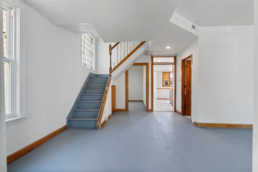 3323 N Hamlin Avenue, Chicago, IL 60618 - #3