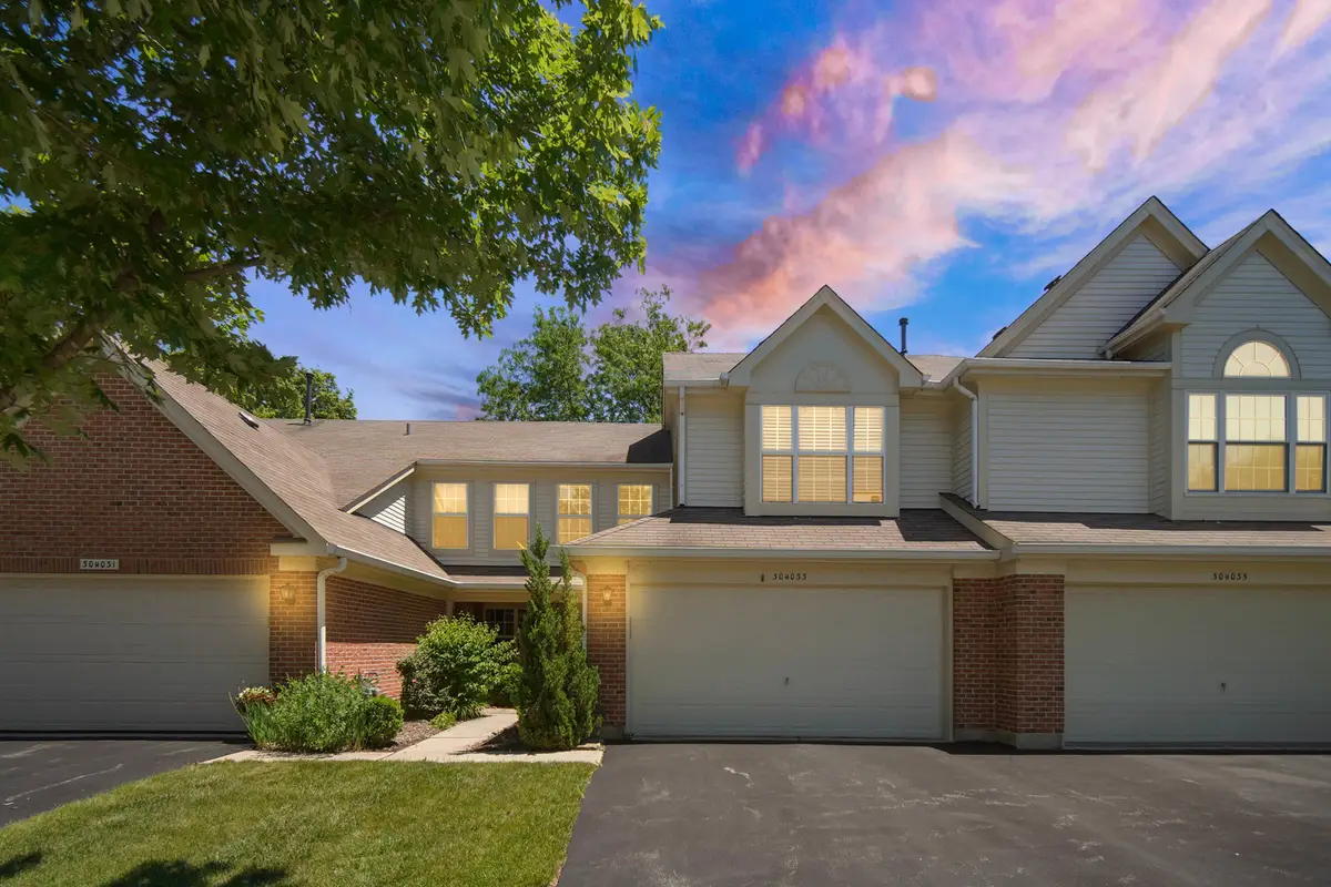 30W033 Princeton Court, Warrenville, IL 60555 - #1