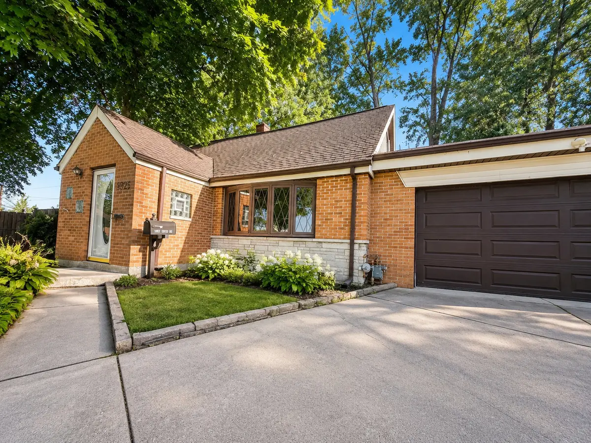 6925 Elder Court, Bridgeview, IL 60455 - #1