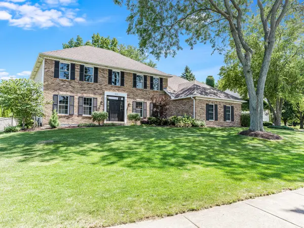 6S115 New Castle Road, Naperville, IL 60540