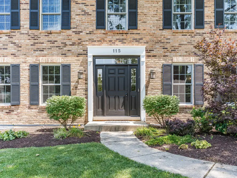 6S115 New Castle Road, Naperville, IL 60540 - #2