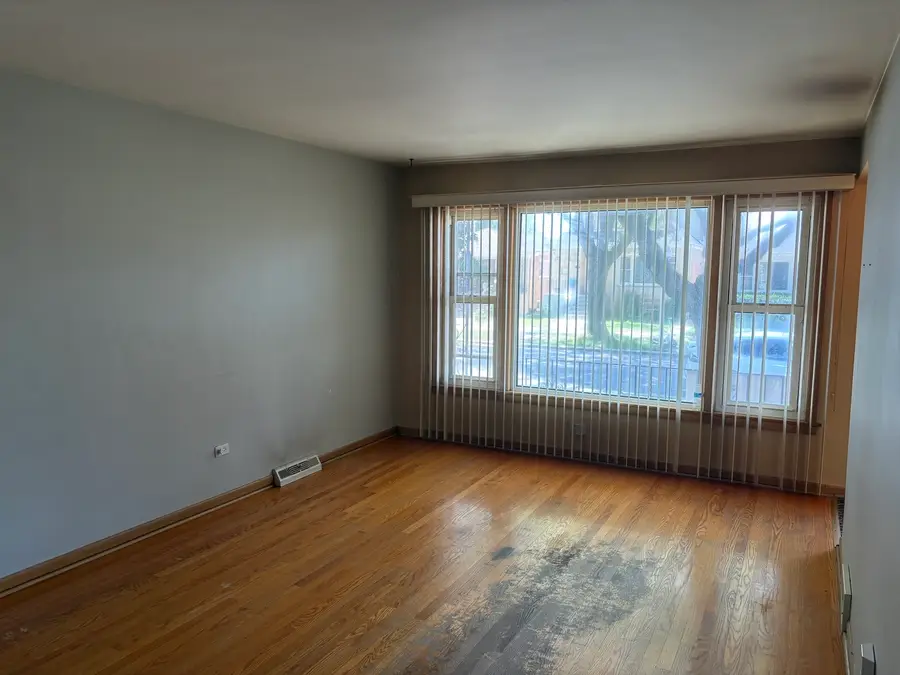 4313 S Kedvale Avenue, Chicago, IL 60632 - #3