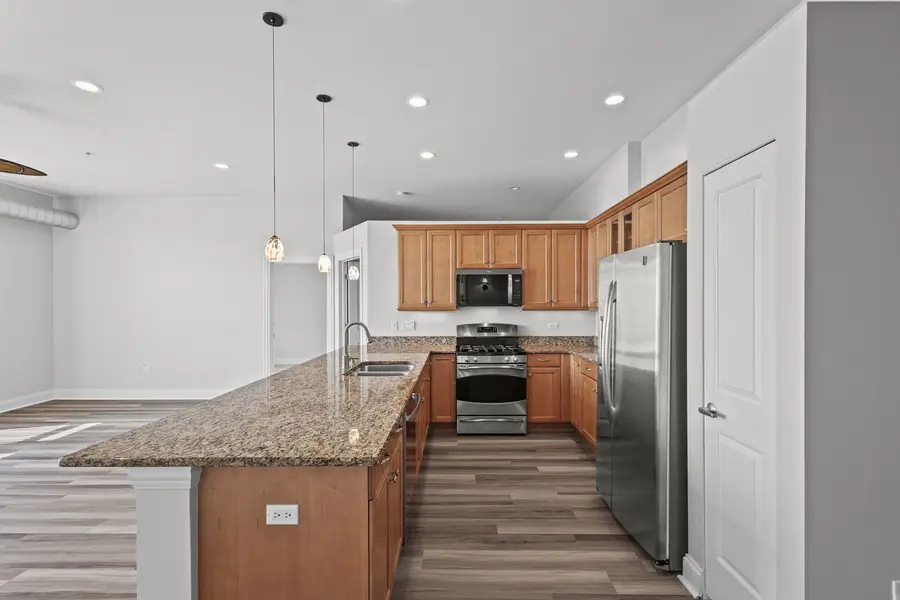 450 Village Center Drive #404, Burr Ridge, IL 60527 - #3