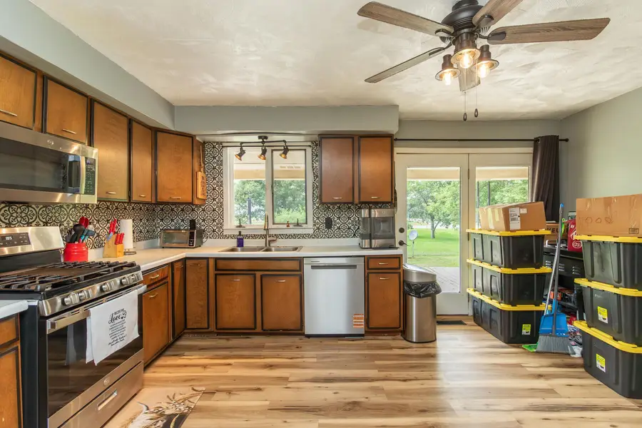 214 NE 6th Avenue, Galva, IL 61434 - #3