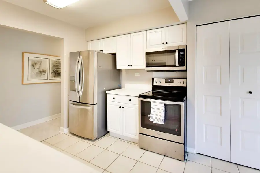 4949 Golf Road #401, Skokie, IL 60077 - #2