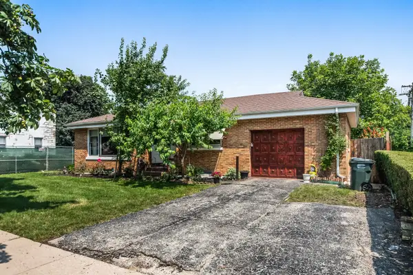 6815 N Tripp Avenue, Lincolnwood, IL 60712