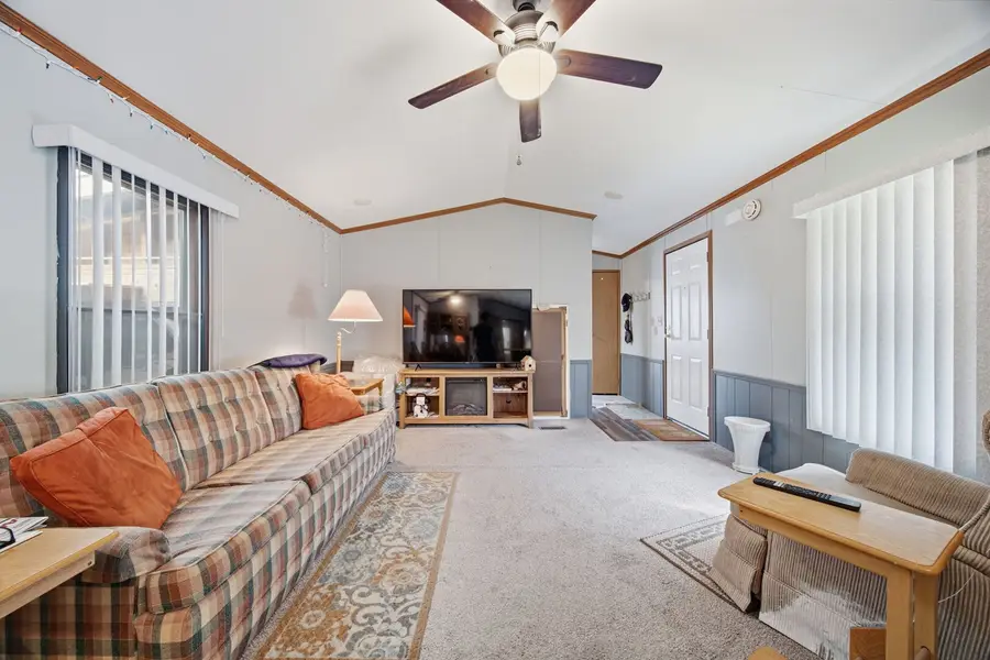 630 Huntsbridge Road, Matteson, IL 60443 - #3