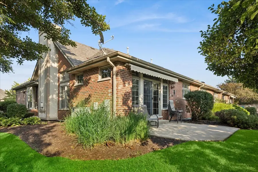 4 Shadow Creek Circle, Palos Heights, IL 60463 - #3