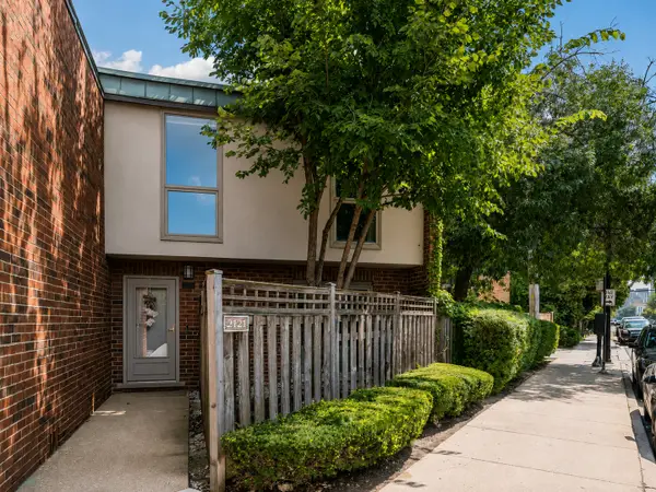 2121 N Lincoln Avenue #2121, Chicago, IL 60614