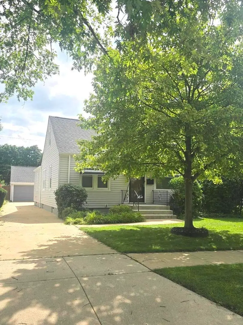 710 Catherine Street, Joliet, IL 60435 - #2