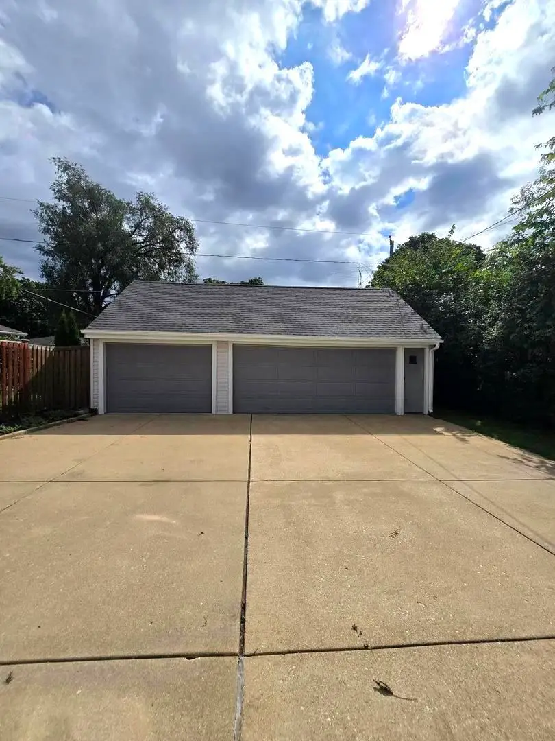 710 Catherine Street, Joliet, IL 60435 - #3