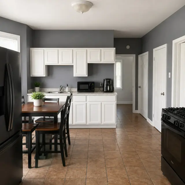 10232 S Indiana Avenue, Chicago, IL 60628 - #2