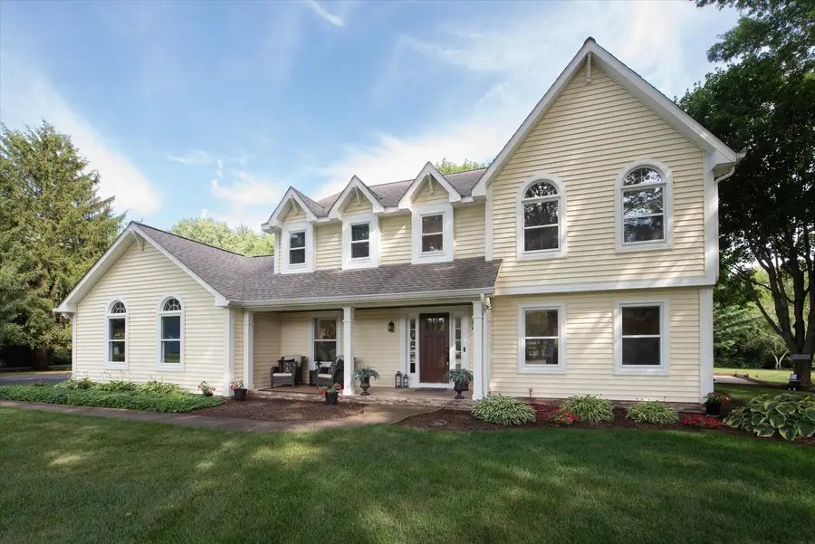 39W811 Hoeweed Lane, Saint Charles, IL 60175 - #3