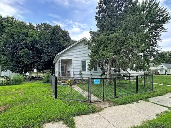 241 1st Avenue, Clinton, IA 52732