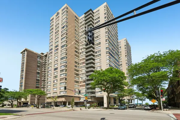 6301 N Sheridan Road #24E, Chicago, IL 60660