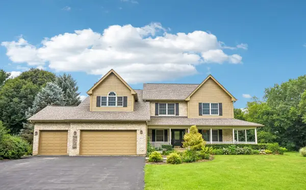 3013 Fawn Trail, Crystal Lake, IL 60012