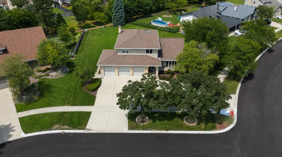 11644 Brookwood Drive, Orland Park, IL 60467 - #2