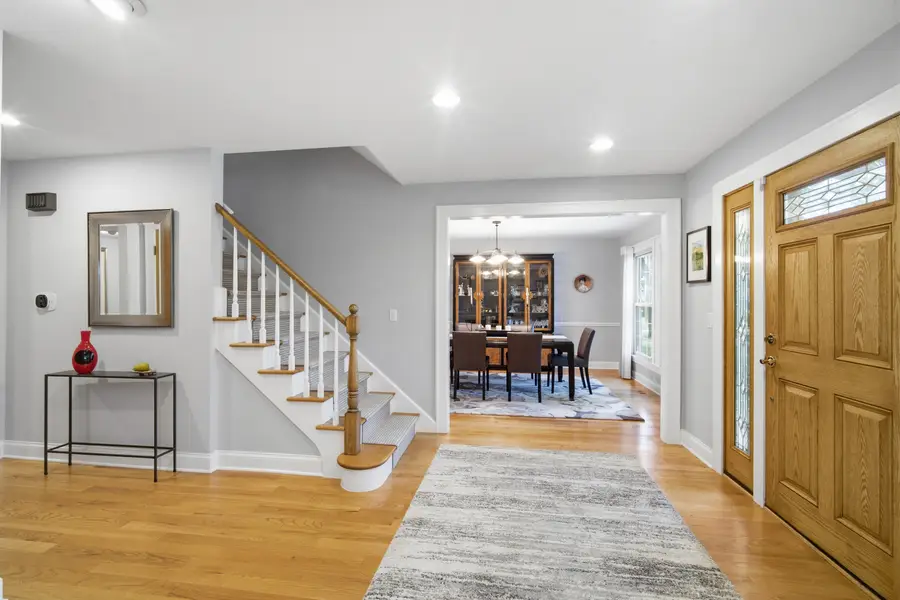 301 Earls Court, Deerfield, IL 60015 - #3